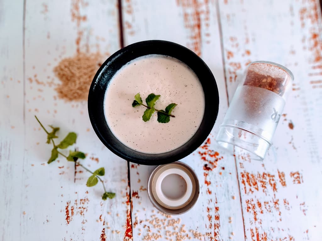 Cashew-Minz-Dressing