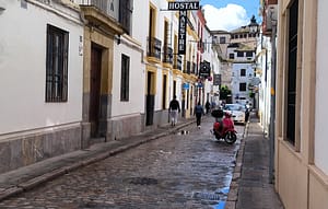Gasse in der Altstadt von Cordoba